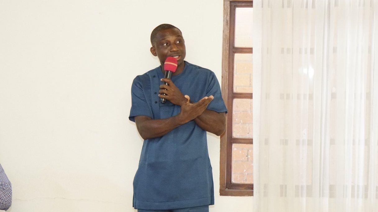 Jeremiah of IRC Ghana presenting study findings